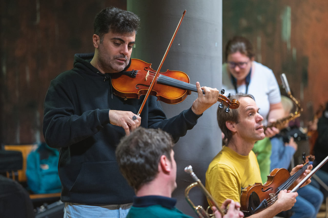 Geiger im Impro-Orchester Stegreif